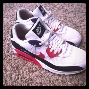 Air max 90 raptors. Size 8.5 men’s